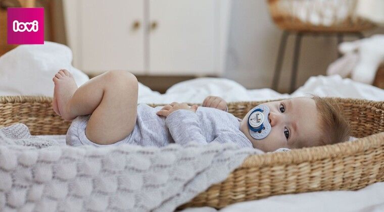 Фото - Пустушка – аксесуар, який володіє заспокійливим ефектом та задовольняє психологічну потребу малюка в почутті безпеки і комфорту