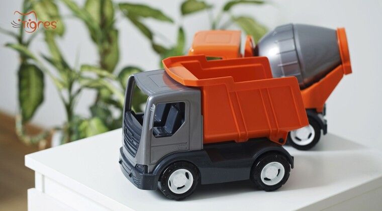 Фото - Tech Truck - будівельні іграшкові машинки, від яких малюк буде в захваті